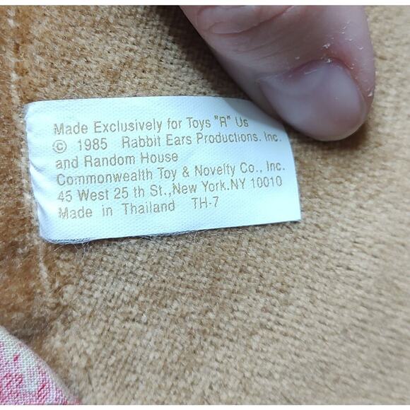 Velveteen Rabbit Plush Christmas Dress 1985 14" Stuffed Animal Toys R Us B8 - Picture 6 of 8